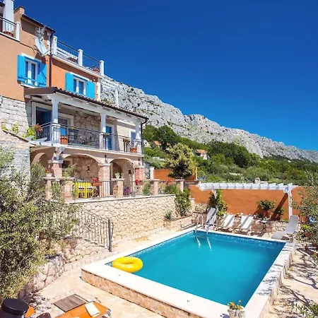 فيلة Two Diana With Pool, Sauna, Playground