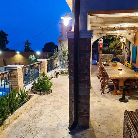 Two Diana With Pool, Sauna, Playground Vila *