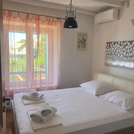 Two Diana With Pool, Sauna, Playground Vila
