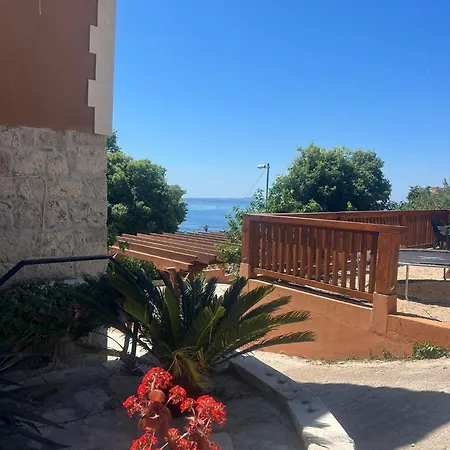 Two Diana With Pool, Sauna, Playground Jesenice (Split-Dalmatia)
