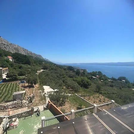 Two Diana With Pool, Sauna, Playground Jesenice (Split-Dalmatia)