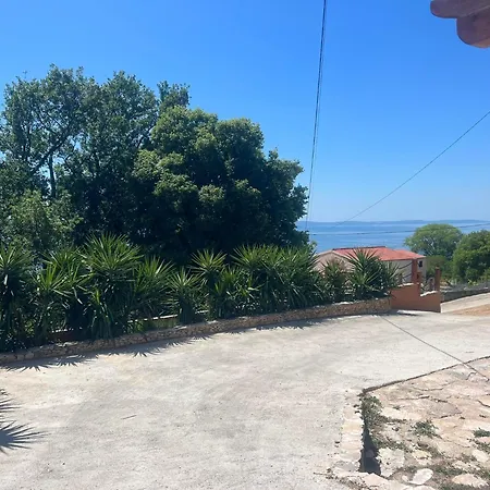 Two Diana With Pool, Sauna, Playground Jesenice (Split-Dalmatia)