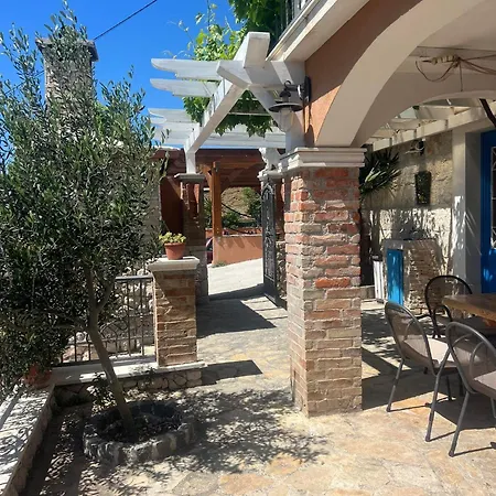 Two Diana With Pool, Sauna, Playground * Jesenice (Split-Dalmatia)